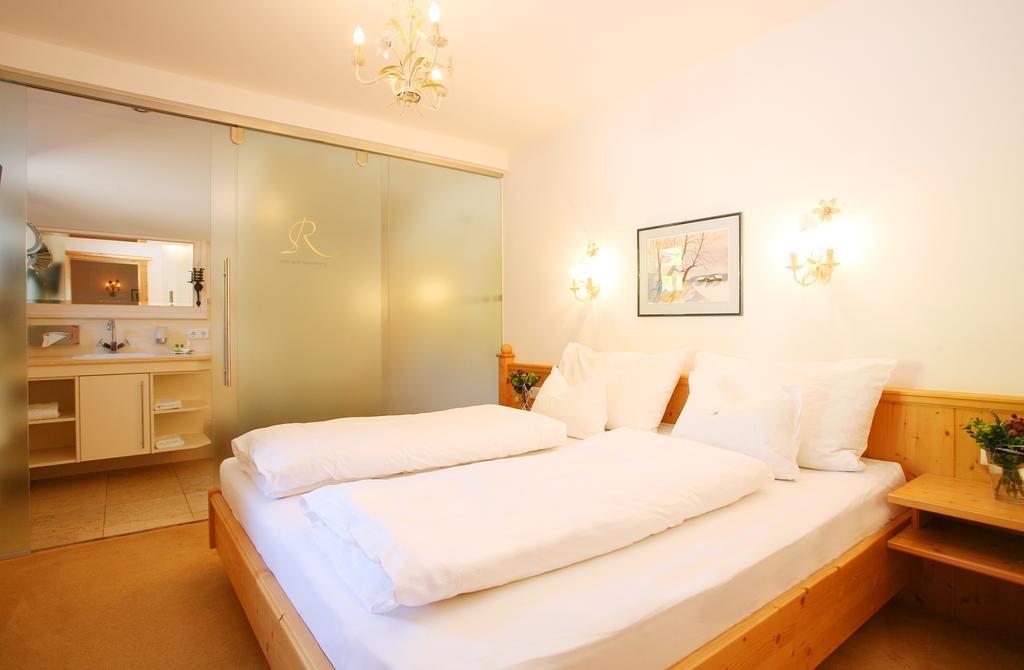 Rosis Sonnbergstuben Otel Kitzbühel Oda fotoğraf
